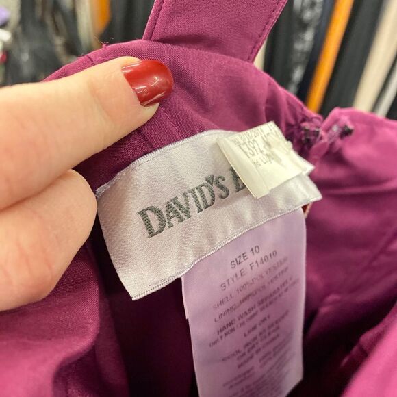 David's Bridal Sz. 10 Burgundy Formal Gown - Picture 7 of 7